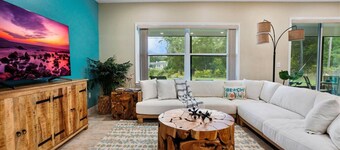 4BR Sebastian Getaway • Beaches, Surf & Fishing