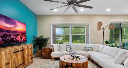 4BR Sebastian Getaway • Beaches, Surf & Fishing