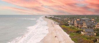4BR Sebastian Getaway • Beaches, Surf & Fishing