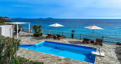 Chryssa, Oceanview villa in South Crete-East of Preveli