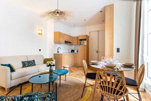 Apartment | Living area