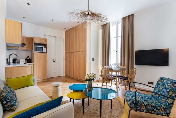 Apartment | Living area