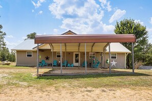 Exterior - Fire Pit Retreat Near Spring River (Hardy)