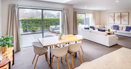 The Willows Parkside Retreat