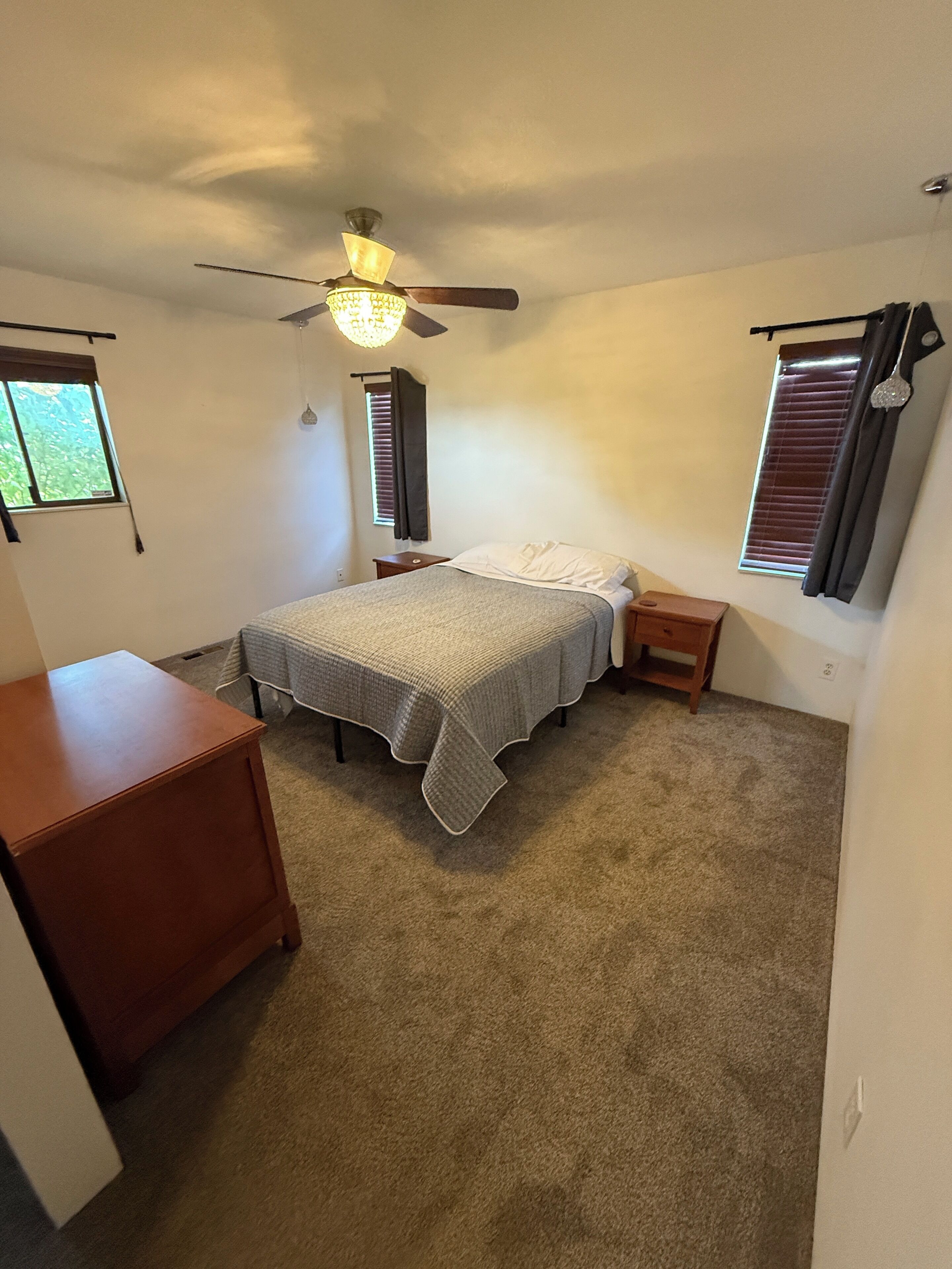 3 bedrooms, WiFi, bed sheets