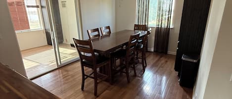 用餐