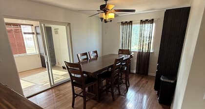 Spacious 3-bedroom Lakeview Home Centrally Located in Quiet Neighborhood