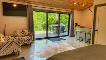 免费 WiFi、床单