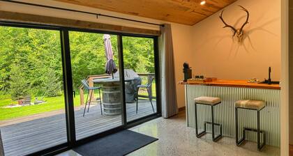 Cozy Woodside Cabins w/ Hot Tub, Private Deck & Scenic Trails in Wine Country