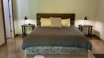 Free WiFi, bed sheets