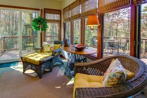 Smart TV, fireplace, video games, books