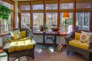Interior - 3BR Sapphire Cabin w/ Resort Amenities & Fire Pit (Sapphire)