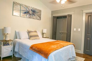 3 bedrooms, iron/ironing board, travel cot, free WiFi