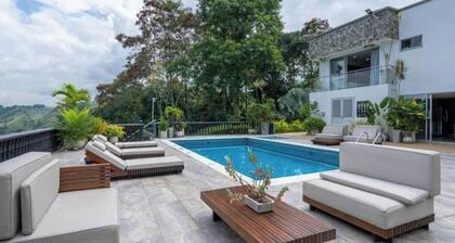 Casa ideal para descansar en familia o para celebrar eventos especiales.