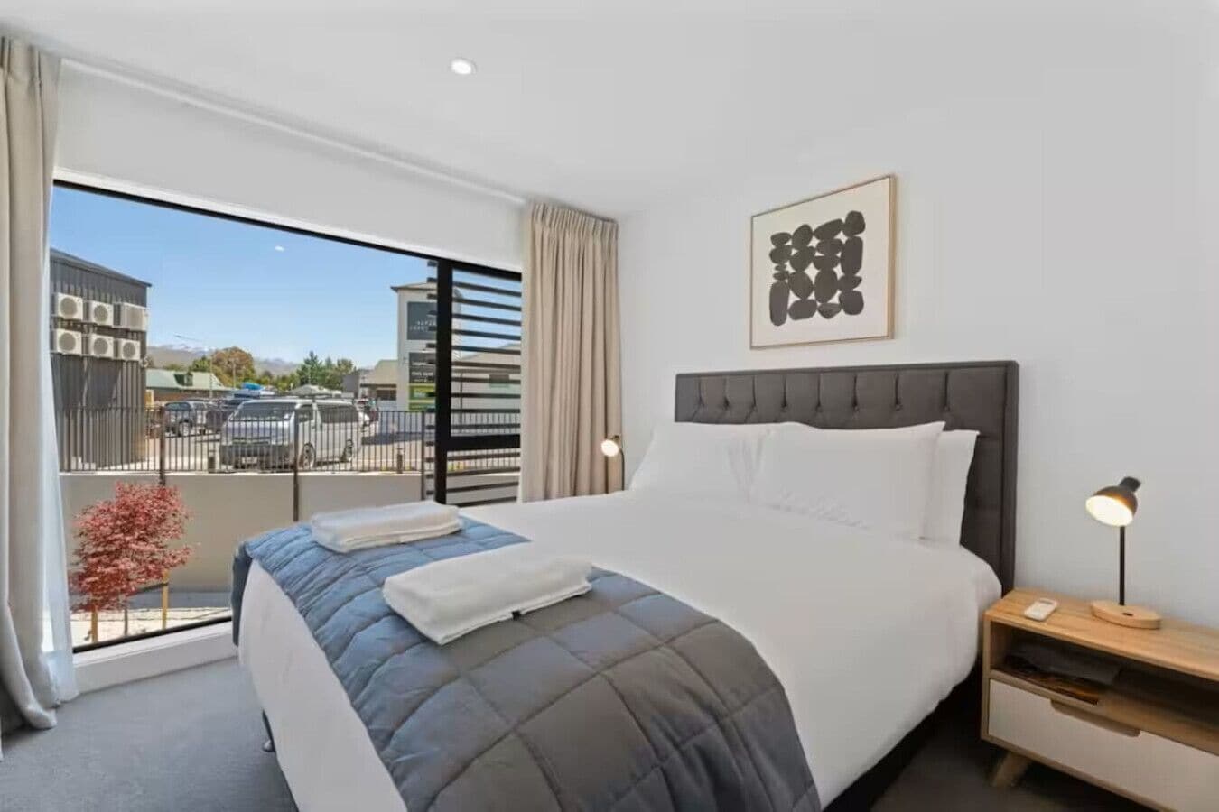 2 makuuhuonetta, silitysrauta/-lauta, vauvan matkasänky, ilmainen Wi-Fi