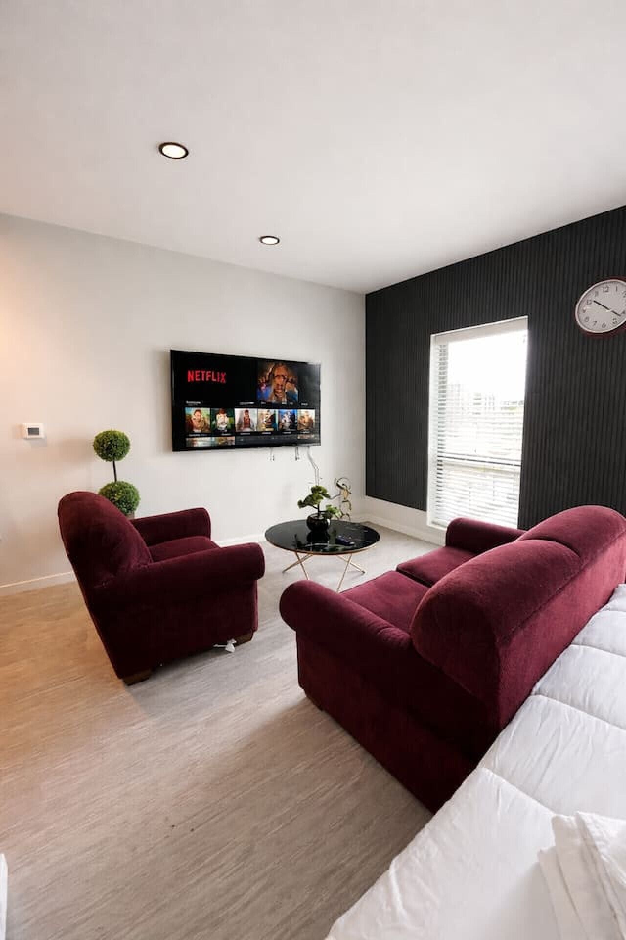 Tv och eldstad