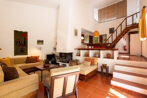 House | 2 bedrooms - Casa Lantana by Acasadascasas (Mafra)