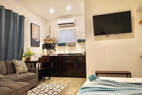 Cozy Guess House near ocean- Swordfish Villa