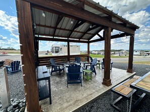 Outdoor dining - Comfortably Cozy - 223 (Fredericksburg)