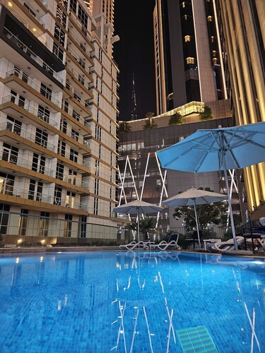 Charming 2-bedroom bed & breakfast in lovely Dubai with AC