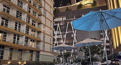 Charming 2-bedroom bed & breakfast in lovely Dubai with AC