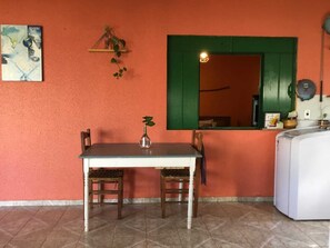 Comfort House | Dining room