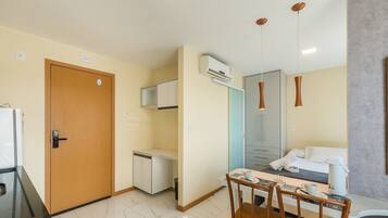 Basic Apartment | Interior