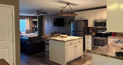 The Cottage at The Stables - Charming 1 bedroom - Sleeps 5
