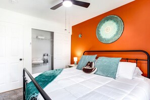 Desk, iron/ironing board, travel cot, WiFi