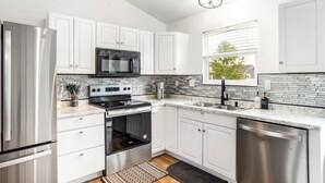 Unclassified image, 3 of 87, button - Family Friendly w/ Game Room in Quiet Neighborhood (Wentzville)