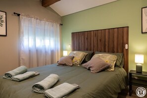 3 bedrooms, free WiFi - Gîte En Magnet - LE CASTERA (LE CASTERA)