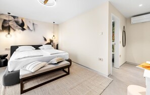 4 bedrooms, free WiFi