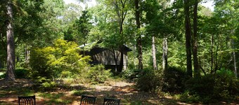 Lakefront Log Cabin + Wooded Paradise + Close to Clemson + 2 Kayaks