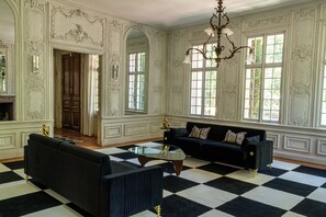 Interior - Historic Chateau (Sandy)