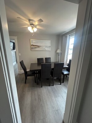 Dining - 3 Bedroom townhouse in Summerside. Minutes from PCH, CUP and shopping centres (Summerside)