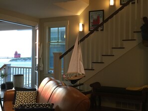 Interior - Beach House on Lake Michigan - Spacious Home with Sunset views (Macatawa)