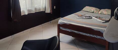 1 Schlafzimmer, Bügeleisen/Bügelbrett, WLAN, Bettwäsche