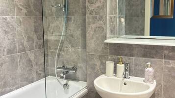 Leilighet, 1 soverom, byutsikt | Bad