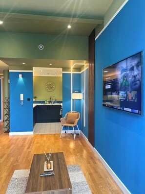 Apartment, 1 Bedroom, City View | Interior