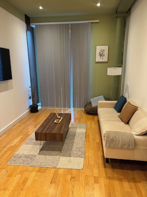 Appartement, 1 chambre, vue ville | Salle de séjour