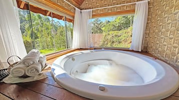 Chalet, Garden View