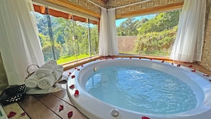 Chalet, vista al jardín | Escritorio y wifi gratis 