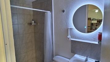 Eco-friendly toiletries, towels, soap, shampoo