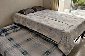 2 bedrooms, travel crib, free WiFi, bed sheets