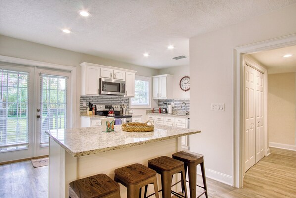 Microwave, oven, stovetop, dishwasher