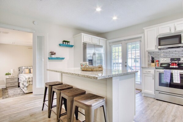 Microwave, oven, stovetop, dishwasher