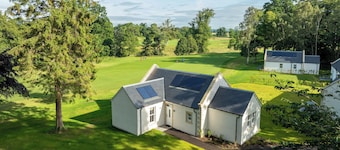 SCHLOSS Roxburghe Hotel
1-bedroom cottage near Heiton