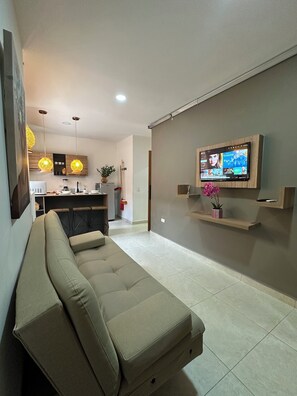 Superior Apartment, Balcony, Park View | Living area