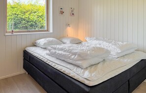 4 Schlafzimmer, Reisekinderbett, kostenloses WLAN