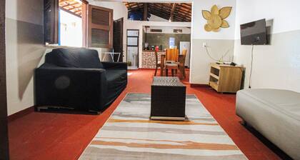 Azul House - Cozy on Broadway Just Steps from the Beach